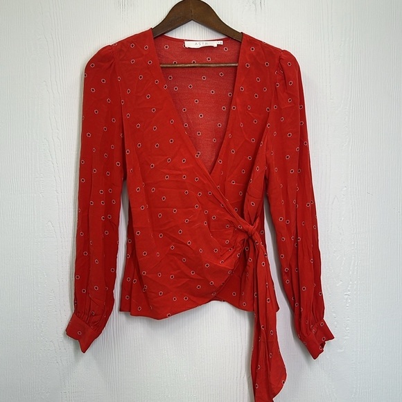 ASTR The Label - Red Olympia Long Sleeve Flower Detail Wrapped Blouse Size Small - Picture 9 of 13